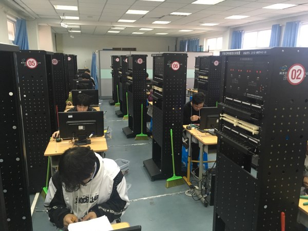 南京高职校顺利举办江苏省中职学业水平考试网络技术类技能模拟考试